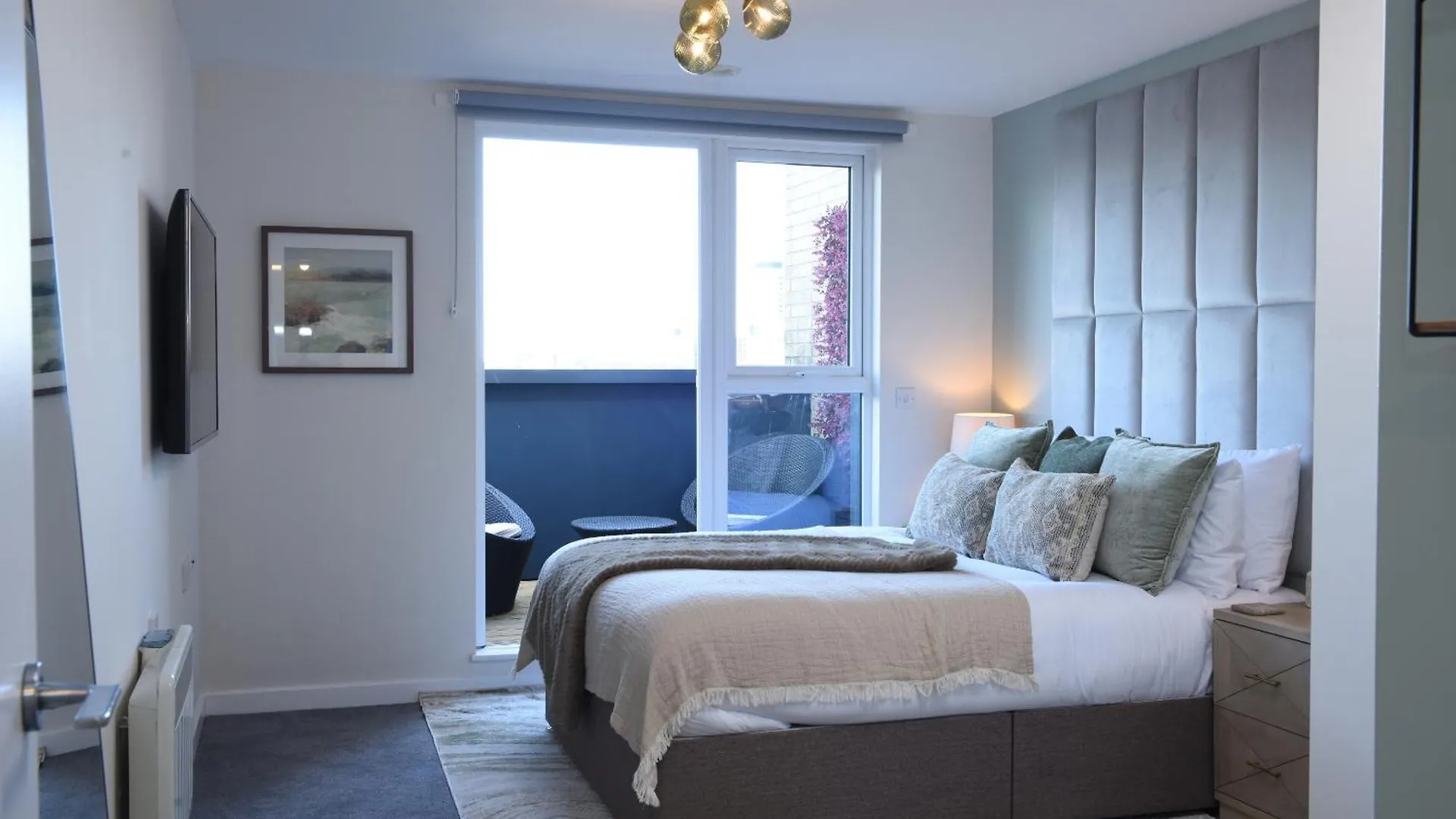 Crown Quarter Penthouse Apartment Southampton
